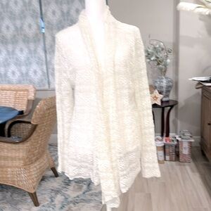 95% nylon, 5% spandex